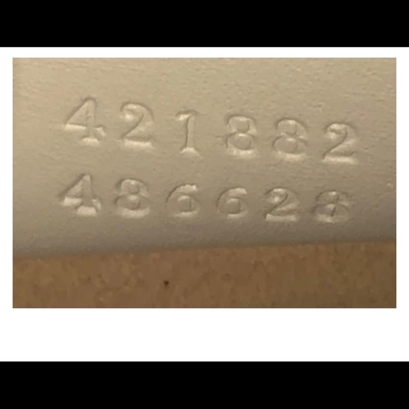 Gucci Sylvie Small Shoulder Bag in White Leather
❌SOLD❌ - Picture 5 of 11